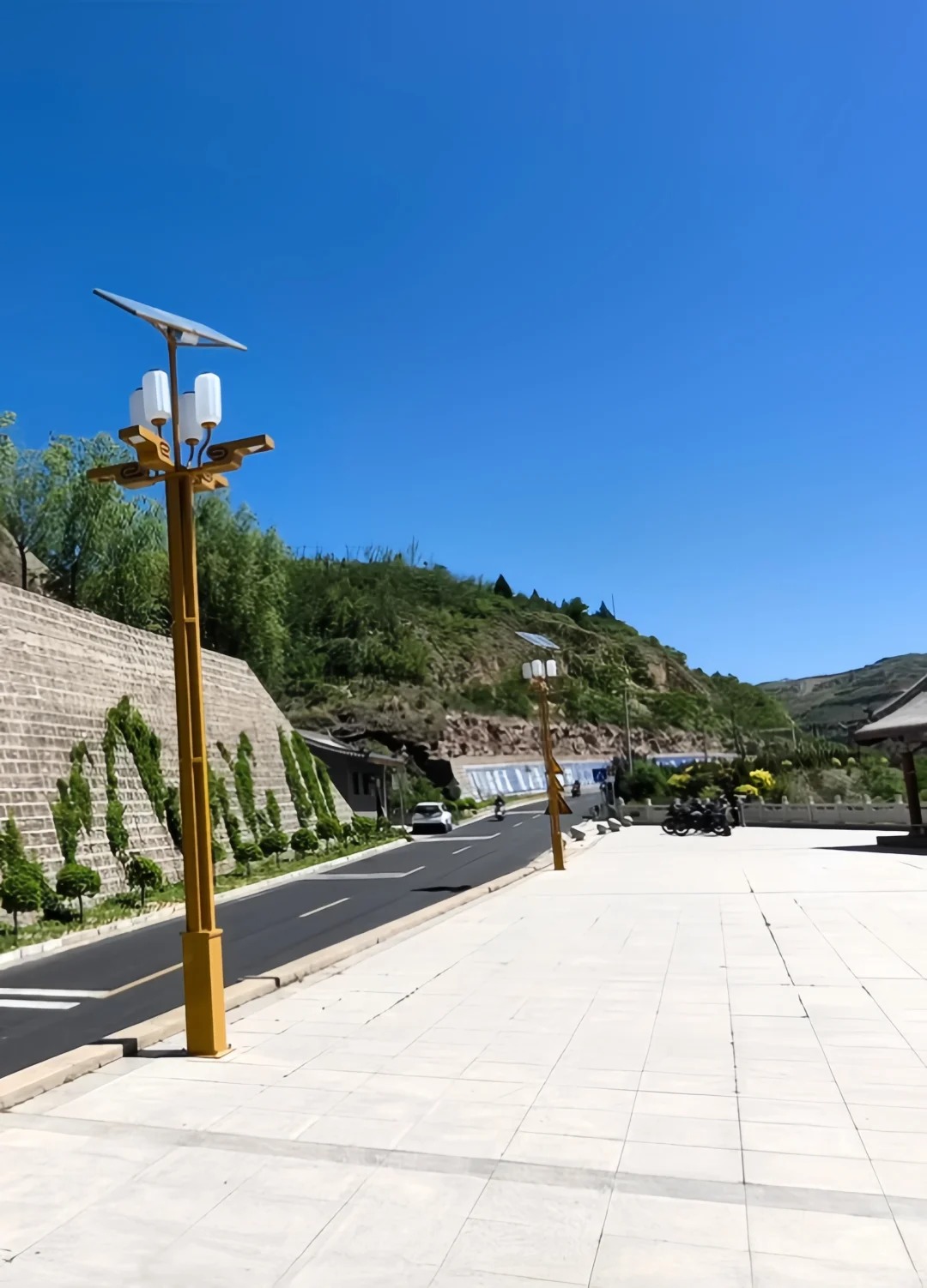 客户反馈安装好的太阳能玉兰灯_5_老姜景观路灯_来自小红书网页版.jpg